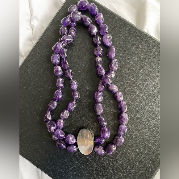 Genuine Amethyst with Abalone Clasp Necklace - Picture 4 of 7